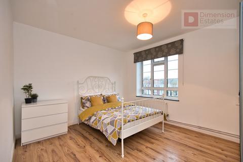 2 bedroom terraced house to rent, Kingsmead House, Homerton Road, London, E9