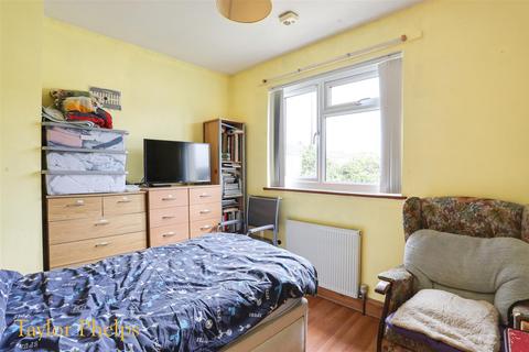 1 bedroom maisonette for sale, Canons Road, Ware SG12