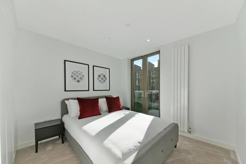 1 bedroom apartment to rent, Commodore House, Royal Wharf, London, E16