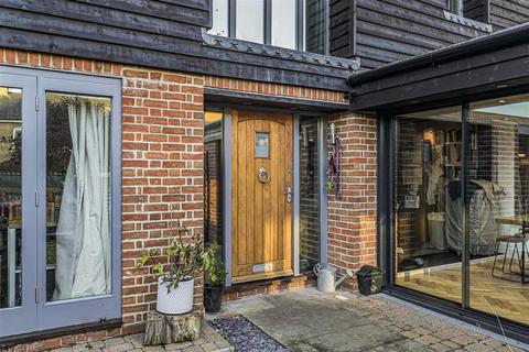 3 bedroom barn conversion for sale, Oxford Street, Newmarket CB8