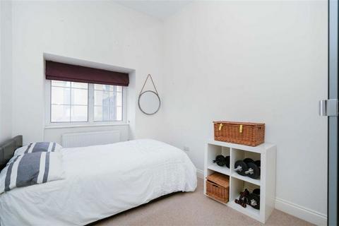 2 bedroom flat for sale, Cooper Road, London NW10