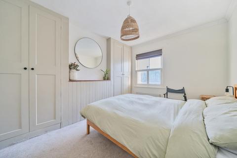 41 Denzil Road, Guildford, GU2 7NQ