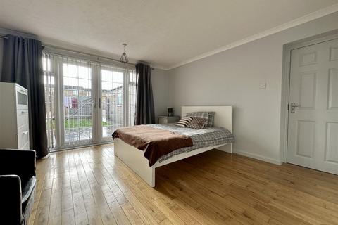 1 bedroom in a house share to rent, Ascot Crescent, Stevenage