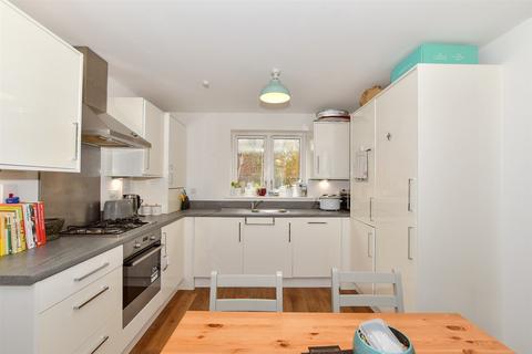 1 bedroom ground floor flat for sale, Wills Crescent, Leybourne, West Malling, Kent