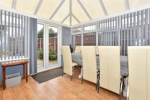 3 bedroom end of terrace house for sale, New Hythe Lane, Larkfield, Kent