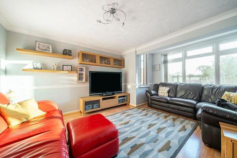 4 bedroom end of terrace house for sale, Western Way, Basingstoke