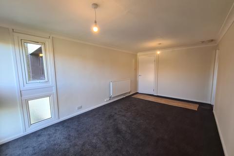 2 bedroom flat to rent, Ripley Court, Gateshead NE9