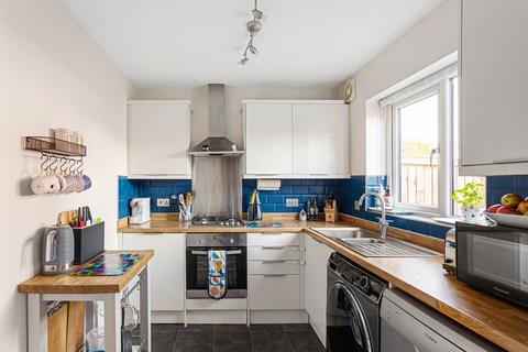 3 bedroom end of terrace house for sale, Aldborough Way, York YO26