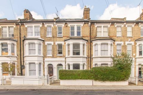 Flat 1, 7 Davisville Road, London, W12 9SH