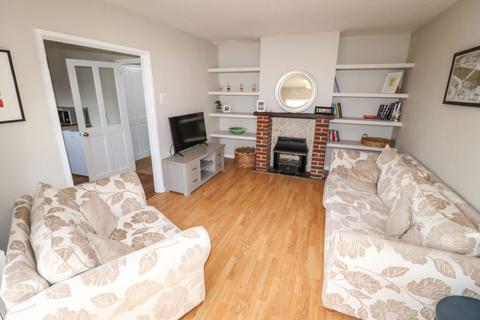 2 bedroom detached bungalow for sale, Fir Tree Road, Hayling Island