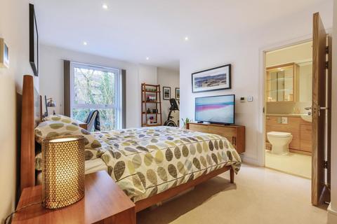 2 bedroom flat for sale, Downhall Road, Kingston Upon Thames