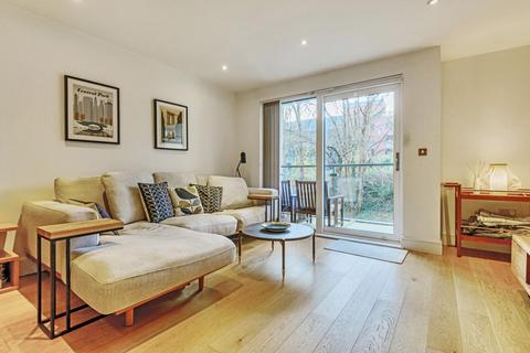 2 bedroom flat for sale, Downhall Road, Kingston Upon Thames