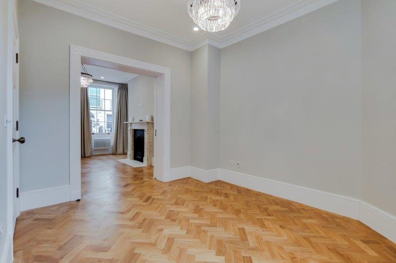 3 Dining Room-0.jpg