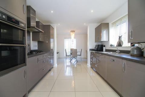 4 bedroom detached house for sale, Rowchester Way, Holystone, Newcastle Upon Tyne