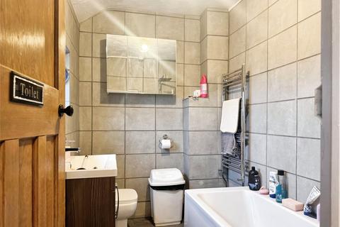 31 Chapel Lane, Harriseahead, Stoke-on-trent, ST7 4JN