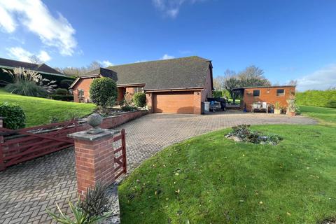 4 bedroom detached bungalow for sale, Old Ebford Lane, Ebford