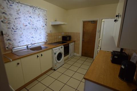 1 bedroom in a house share to rent, Cecil Road, Northampton NN2