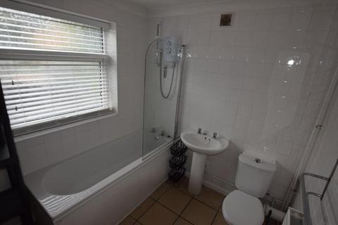 1 bedroom terraced house to rent, Cecil Road, Northampton NN2