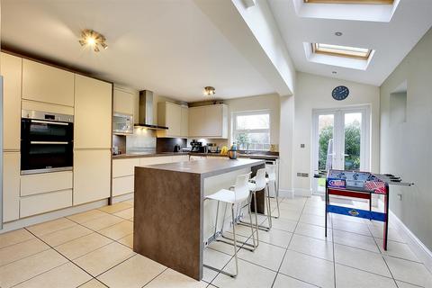 5 bedroom semi-detached house for sale, Station Road, Beeston, Nottingham