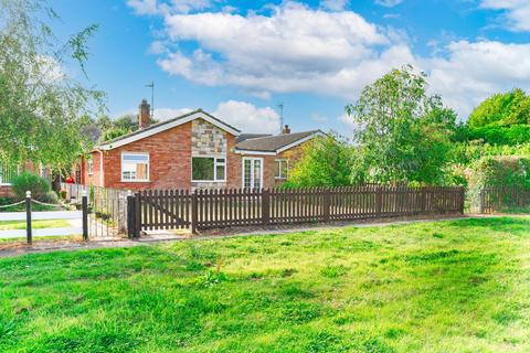 3 bedroom detached bungalow to rent, Holly Close, Martham, NR29