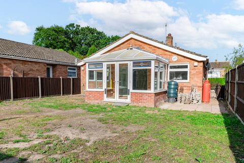 3 bedroom detached bungalow to rent, Holly Close, Martham, NR29