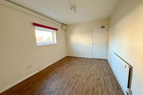 1 bedroom maisonette for sale, Hurst Grove, Bedford MK40