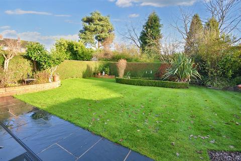 3 bedroom semi-detached house for sale, Meadow Lane, Trentham