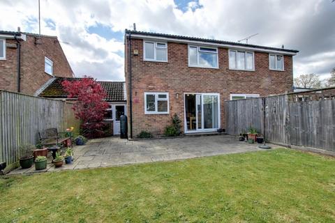 3 bedroom semi-detached house for sale, Swainsthorpe Close, Haywards Heath, RH16