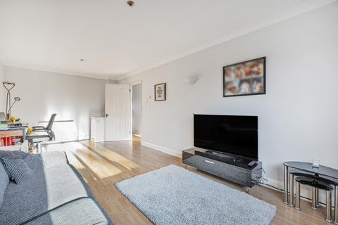 2 bedroom apartment for sale, Worcester Road, Sutton