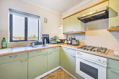 2 bedroom apartment for sale, Worcester Road, Sutton