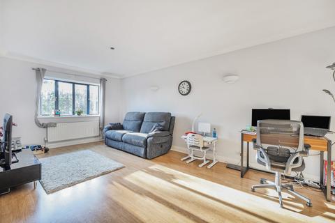 2 bedroom apartment for sale, Worcester Road, Sutton