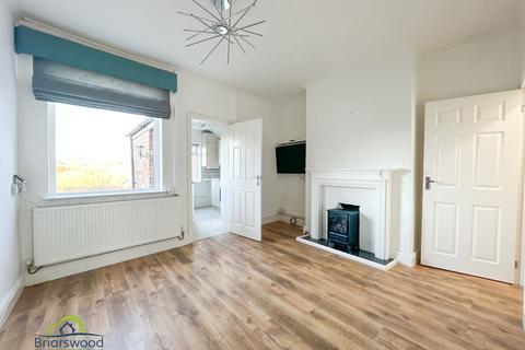 2 bedroom terraced house to rent, Tunstall Road, Stoke-On-Trent ST8