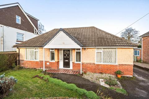 3 bedroom detached bungalow for sale, Shaftesbury Avenue, Chandler's Ford