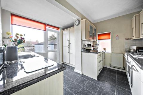 3 bedroom detached bungalow for sale, Shaftesbury Avenue, Chandler's Ford