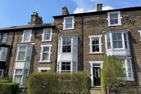 2 bedroom apartment to rent, Bath Road Buxton Derbyshire