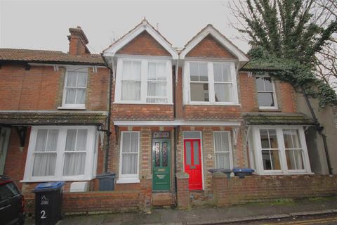 2 bedroom house to rent, Kirbys Lane, Canterbury