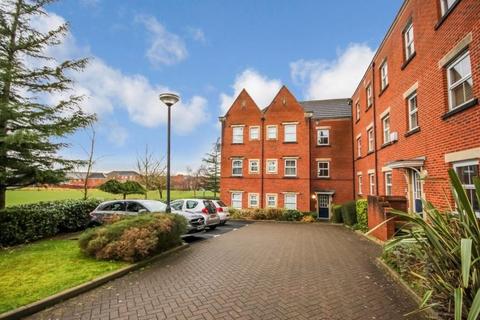 2 bedroom flat for sale, Alma Wood Close, Chorley