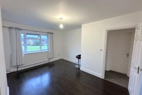 1 bedroom maisonette to rent, St Peters Road, Uxbridge, Greater London, UB8