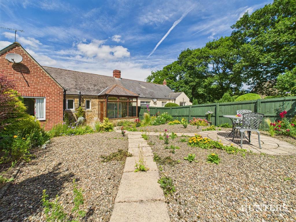 CAM03792 G0-PR0272-STILL003.jpg
