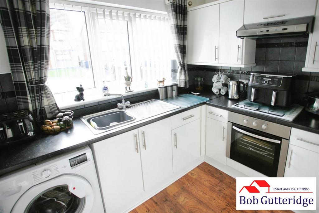 Fitted kitchen