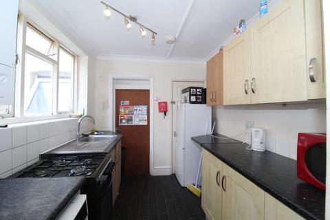 3 bedroom terraced house for sale, St. Marys Road, Gillingham, Kent, ME7