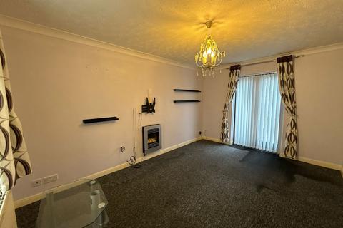 3 bedroom detached house to rent, Melrose Drive, Peterborough, PE2