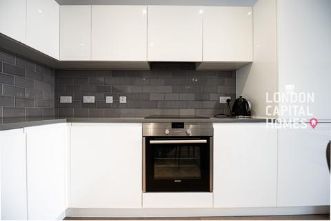 2 bedroom apartment for sale, Fairwater House, 1 Bonnet Street, London, E16