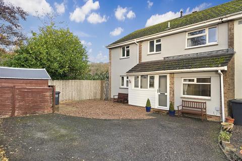 3 bedroom end of terrace house for sale, Vale Close, Barnstaple EX32