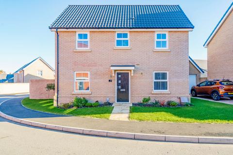 3 bedroom detached house for sale, Parsing Way, Dereham, NR20