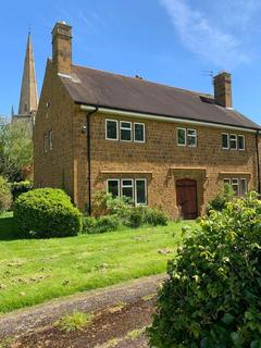 4 bedroom detached house to rent, Tredington