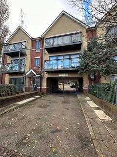 undefined, Buckhurst Way, Buckhurst Hill IG9