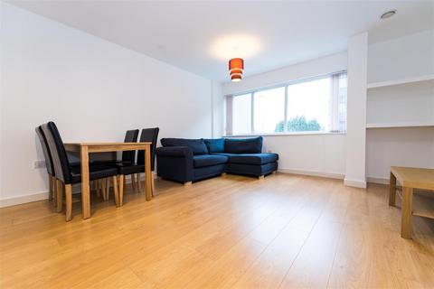 2 bedroom apartment to rent, 111 Hudson Court, Salford Quays