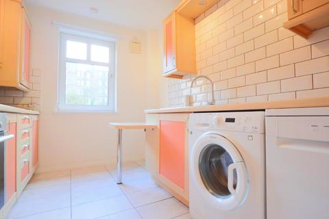 2 bedroom flat to rent, Sinclair Gardens, Gorgie, Edinburgh, EH11