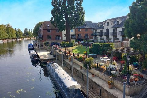 undefined, Monks Walk, Evesham, Worcestershire, WR11